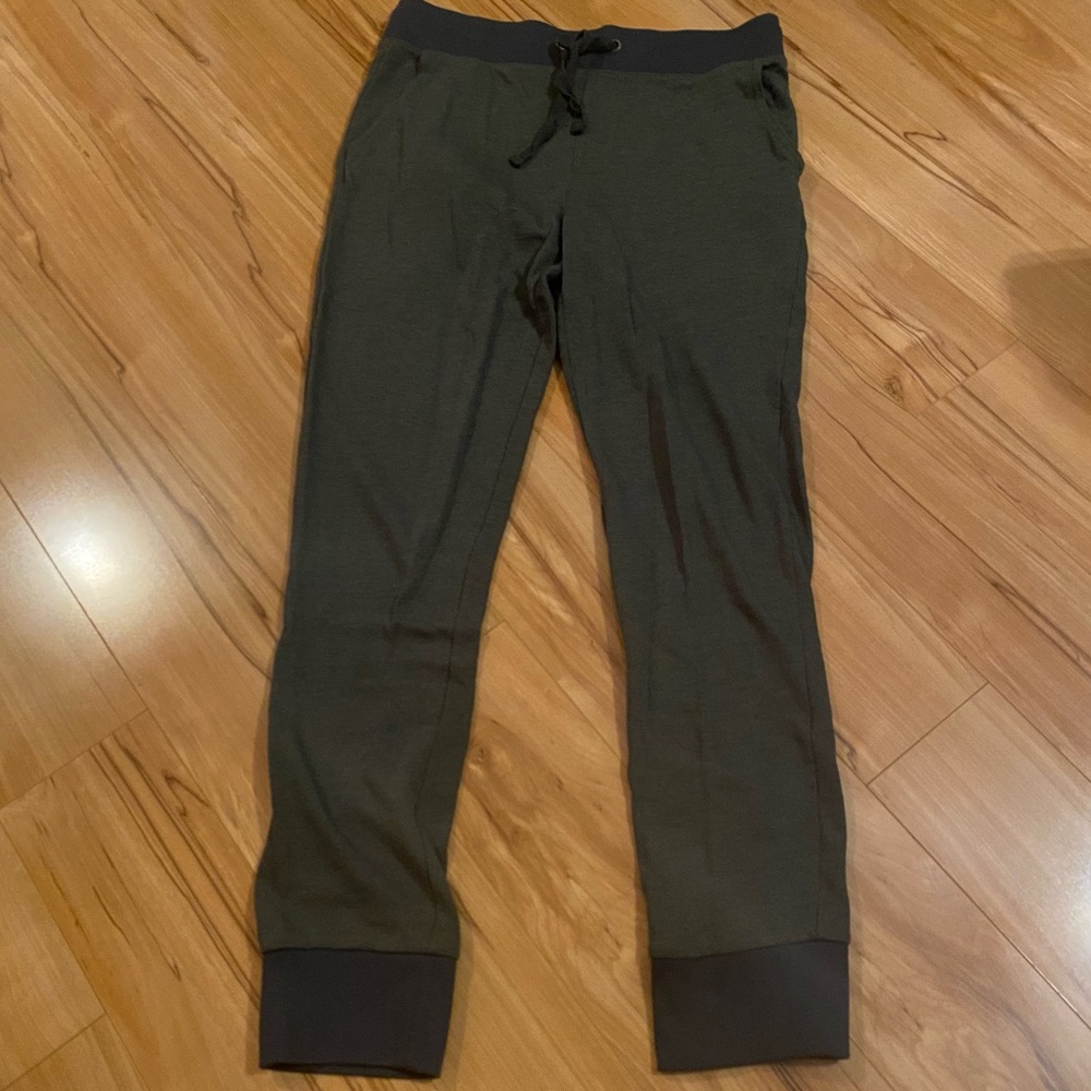 Mossimo Men's Olive Green Jogger Pants with Drawstring Waist—S